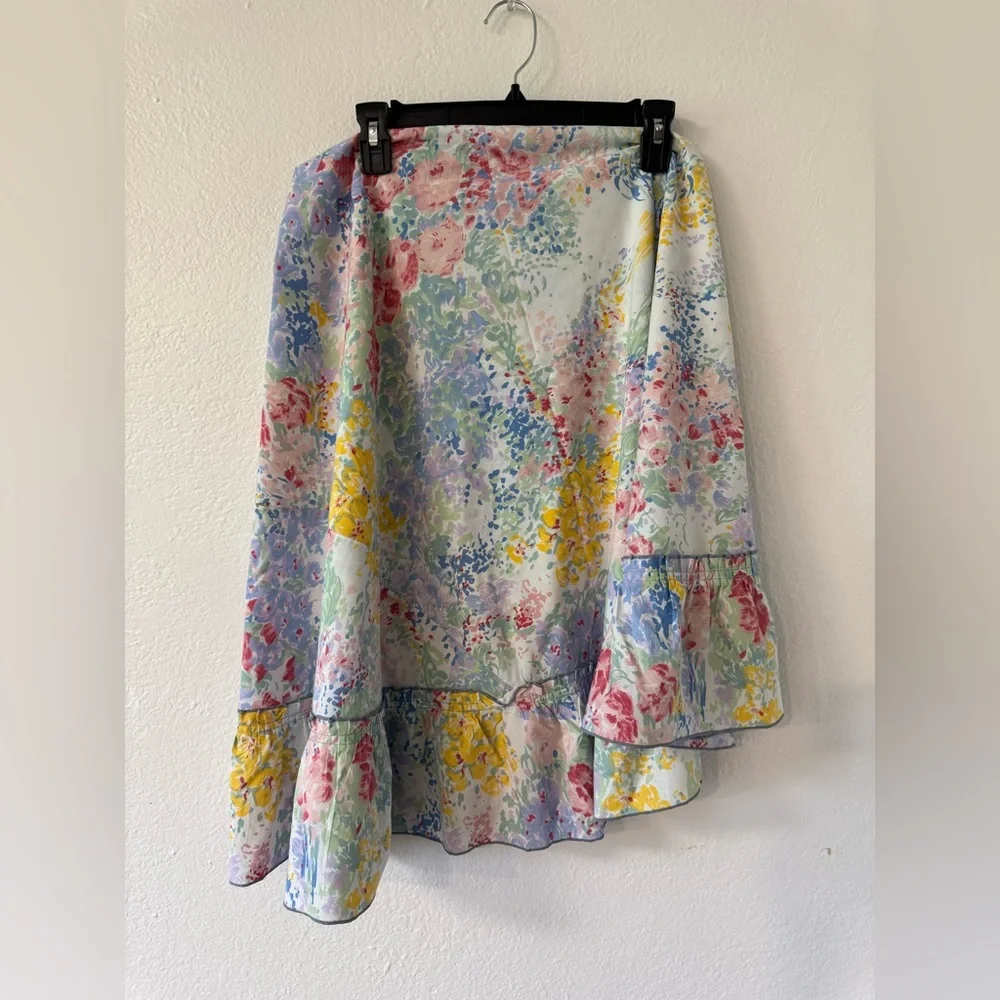 Vintage Floral Tablecloth With Ruffled Edge